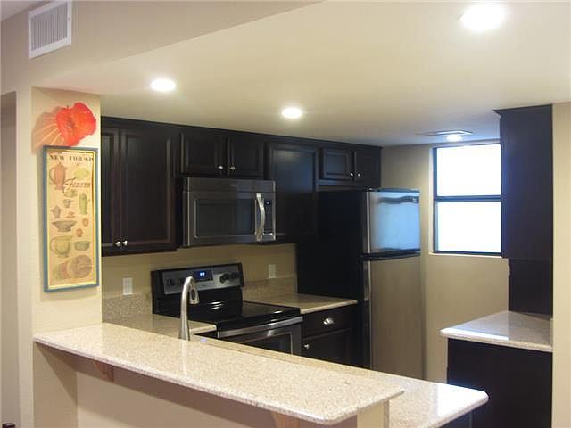 1st image of 1411 Norwalk Ln APT 211