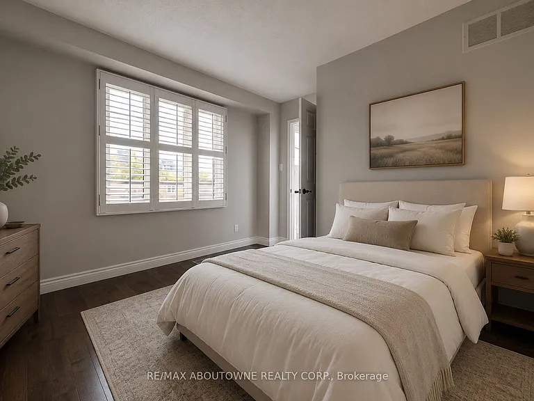 2353 Marine Dr #3 — Photo 16