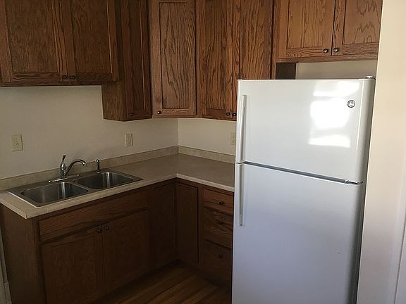 2nd image of 1317 S Glass St