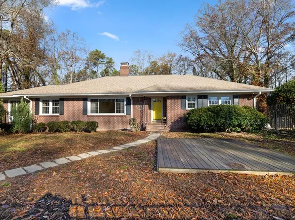 120 Overbrook Rd, Greenwood, SC 29649