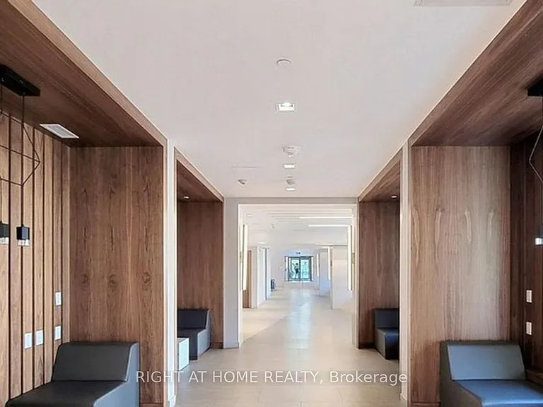 6 Sonic Way NE #2204 — Photo 24