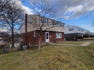110 Sheffield Dr, Irwin, PA