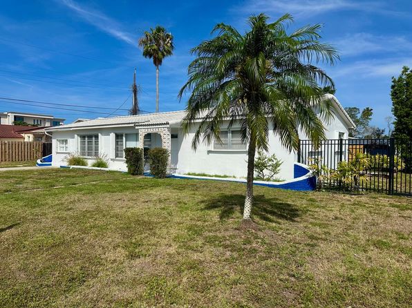 10 158th Ave