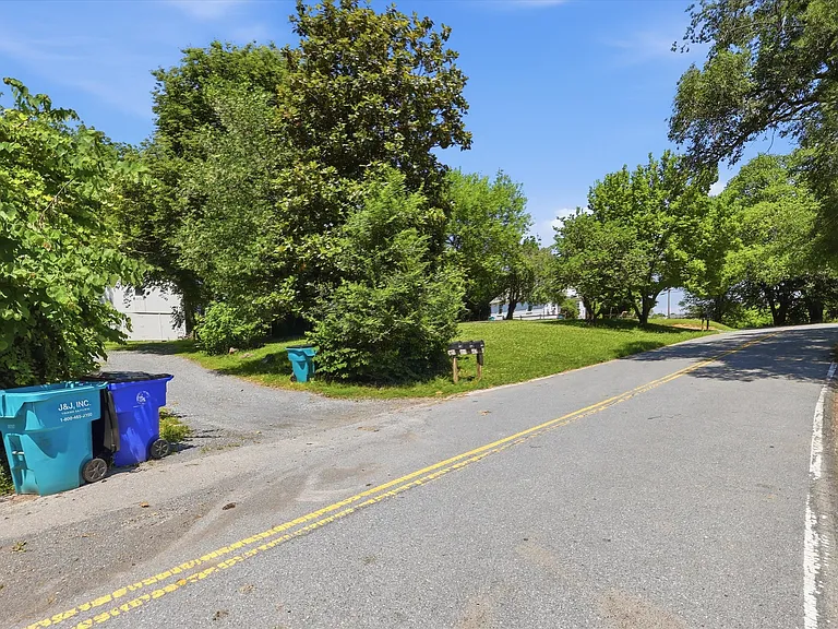 1072 Rocky Springs Rd — Photo 45