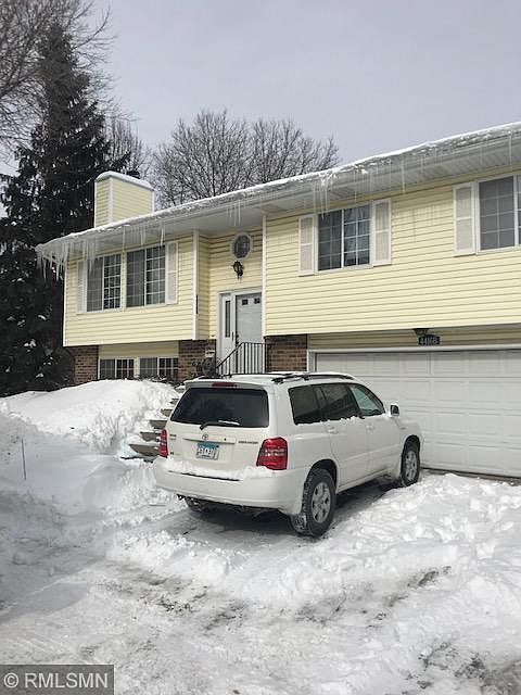 2nd image of 4416 Clover Ln #B