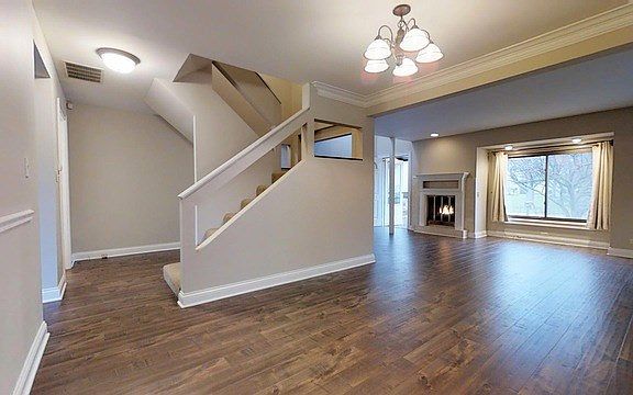 2nd image of 1731 Brookwood Dr #1731
