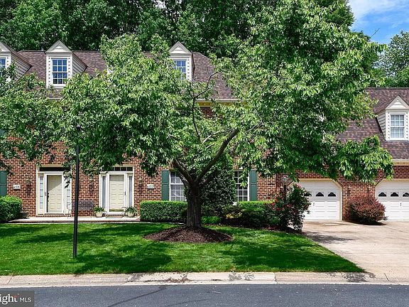 3rd image of 4103 Corbin Hall Ln