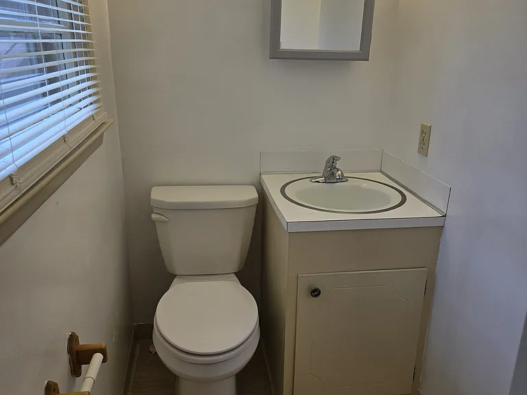 1540 Willoughby Dr — Photo 7