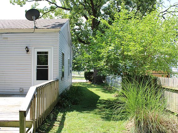5th image of 1019 W Talmage St