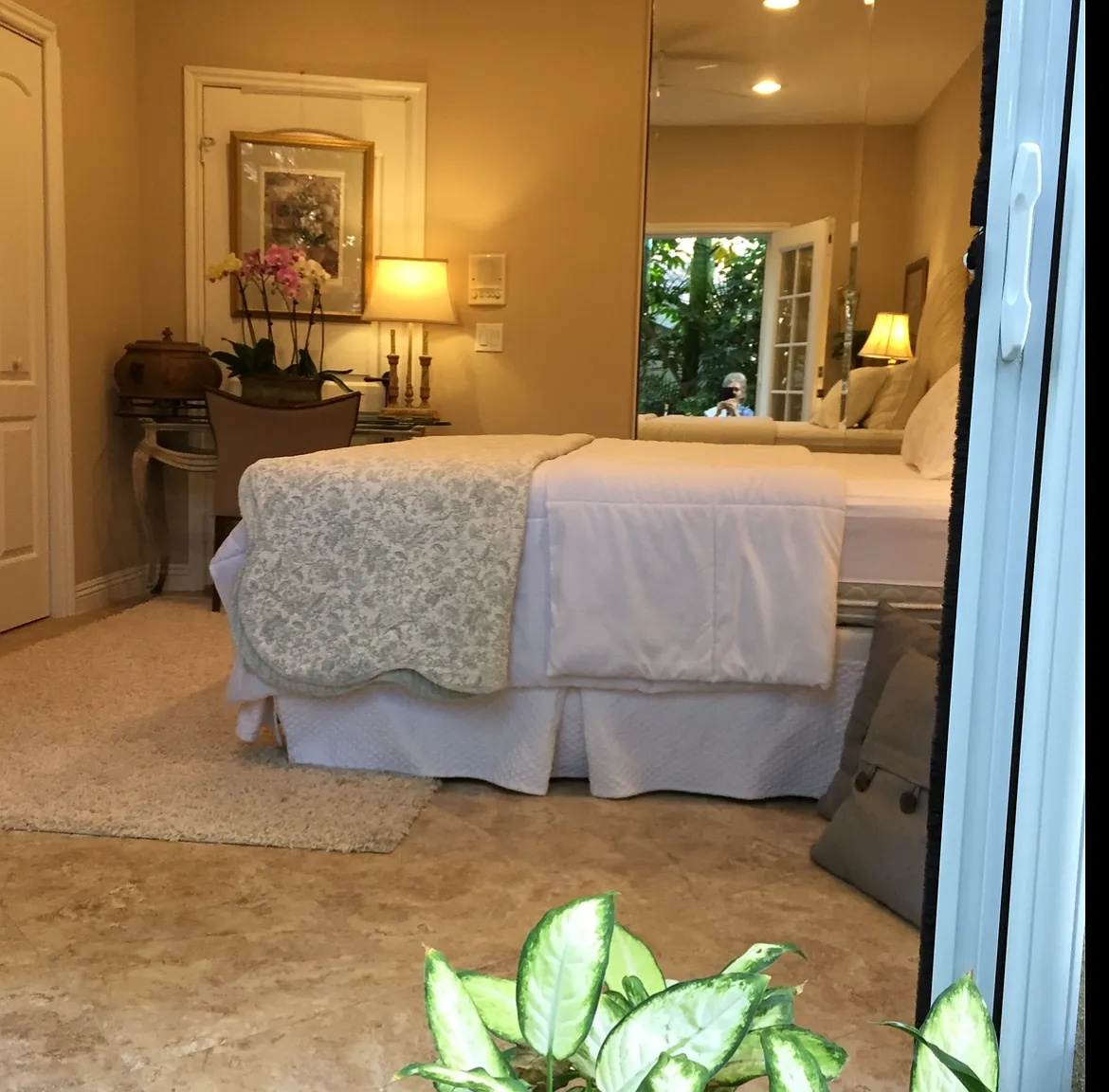 437 Avenue Arlena — Photo 2