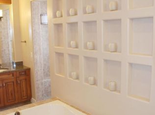 2320 Desert View Rd NE, Rio Rancho, NM 87144