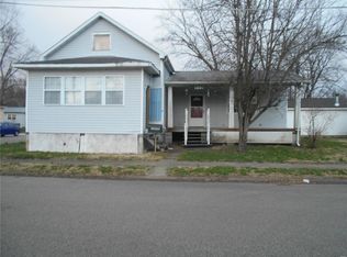 112 N 2nd St, Mascoutah, IL