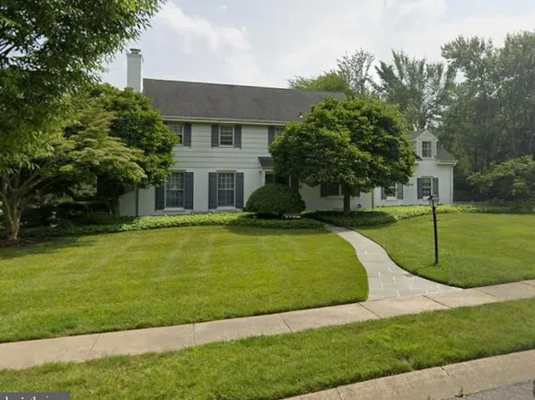 718 Princeton Rd, Wilmington, DE 19807