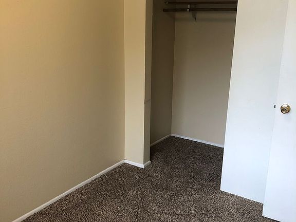 5th image of 1345-1365 Meadowview Dr #1365-08