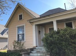 2144 N Lyon Ave, Springfield, MO 65803