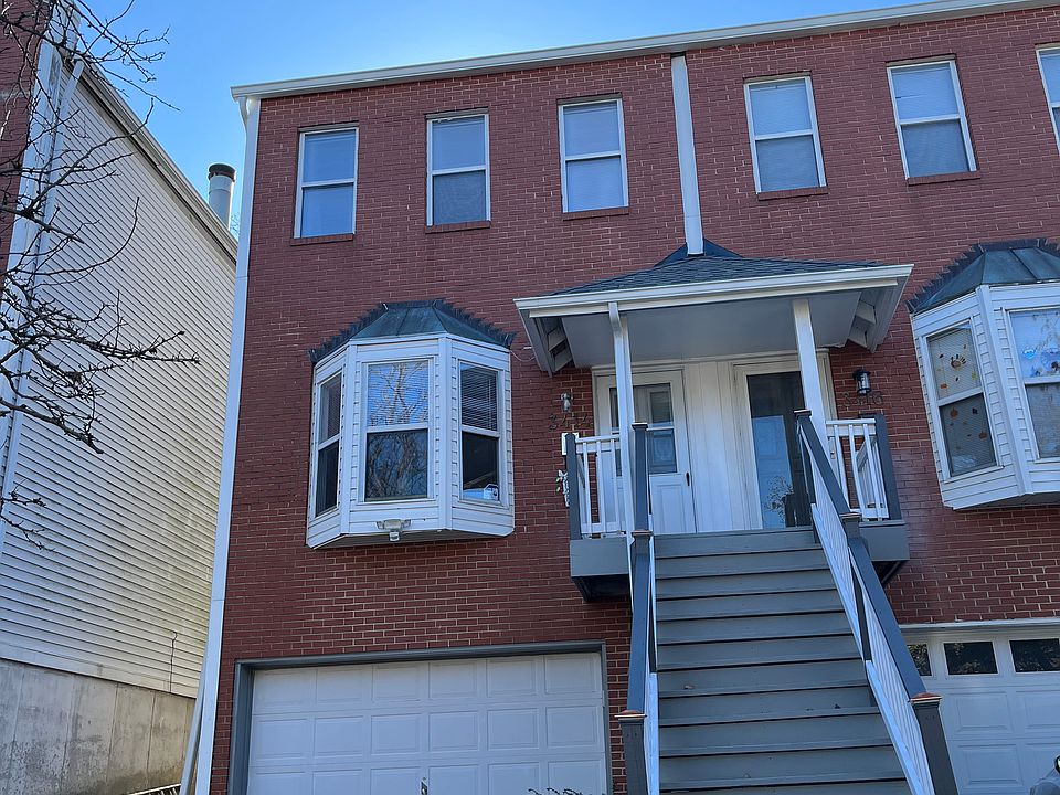 1st image of 3414 Caroline St
