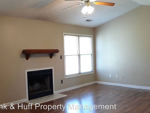 2nd image of 252 Northwoods Dr