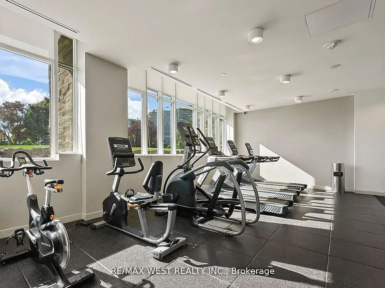 10 Deerlick Ct #202 — Photo 13