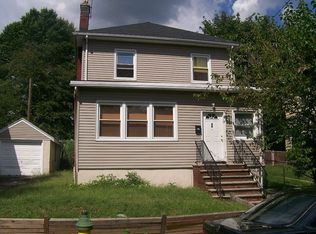 99 Pine Grove Ter #101, Newark, NJ 07106