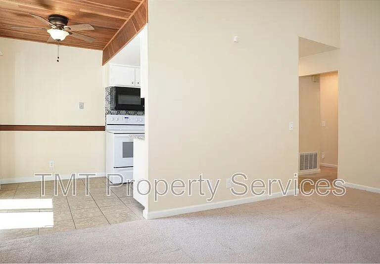 8252 Center Pkwy #85 — Photo 10
