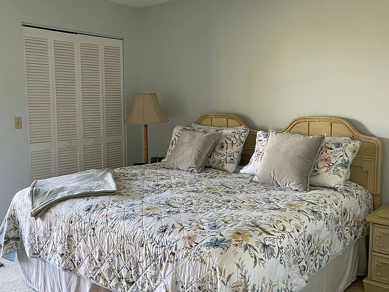 420 Cerromar Ct — Photo 2