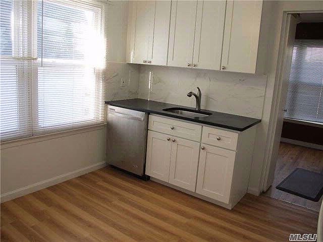 2nd image of 1556 Waters Edge Dr