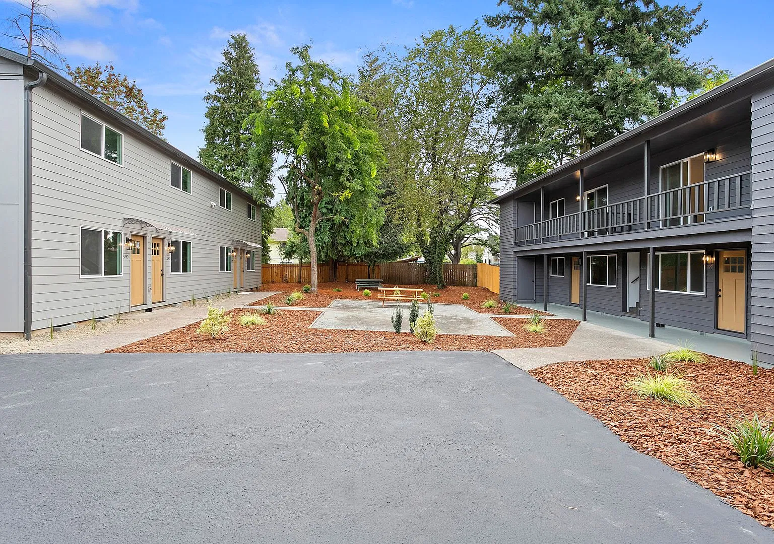 Powell Place — Photo 4