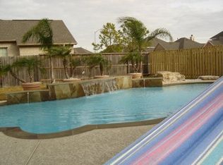 12101 Auburn Shores Ct, Pearland, TX 77584