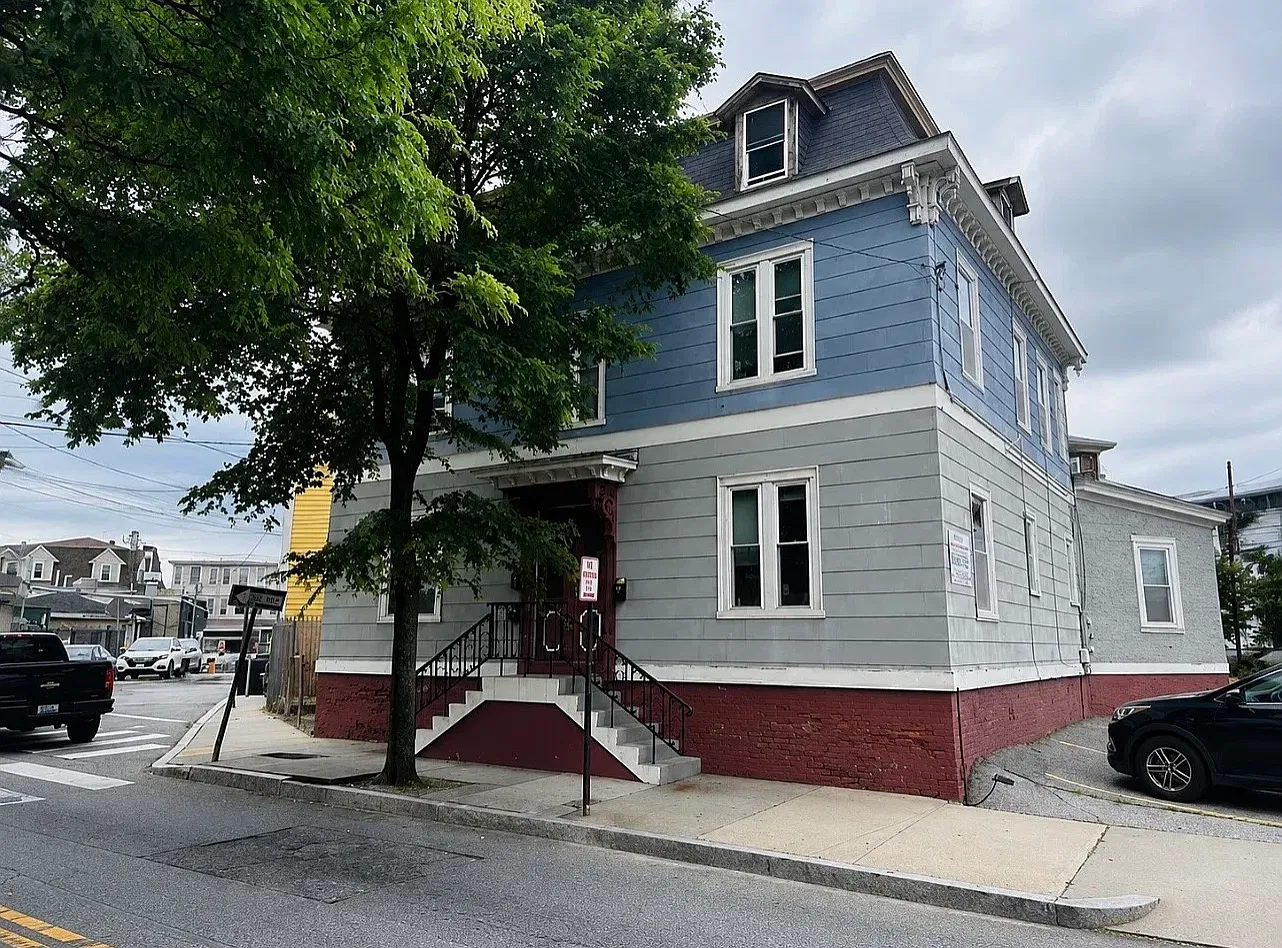 1 bed, 800 sqft, $1,400 — Photo 1