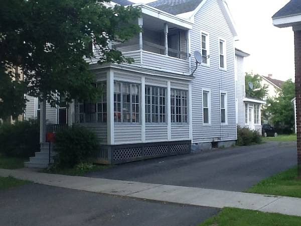 1st image of 1029 Downer Ave Floor 1