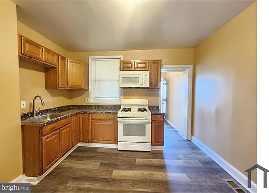 2 bed, $1,500 — Photo 3