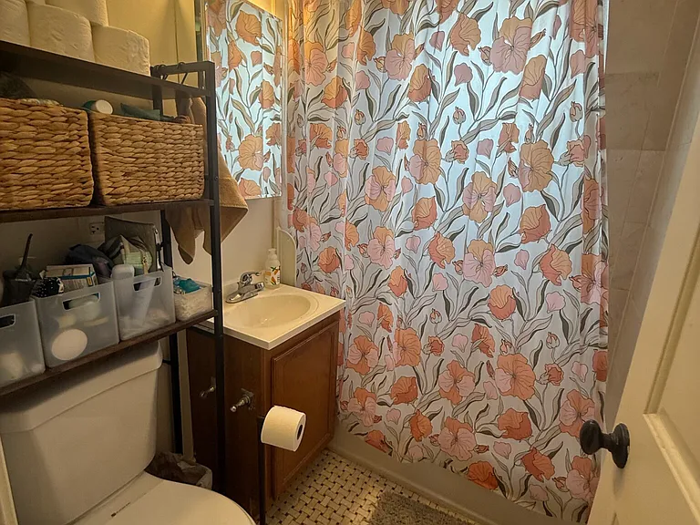 3443 N Lakewood Ave #2 — Photo 5