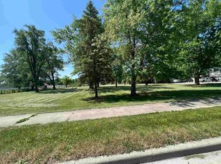 Joe St, Huntington, IN 46750