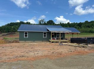 105 Millie Rd, Dandridge, TN 37725