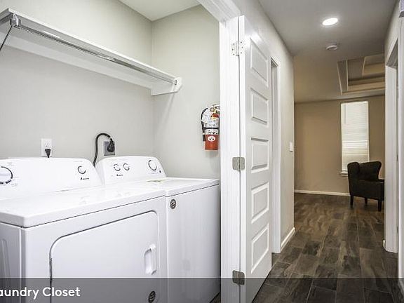 4th image of 3820 Bella Costa Dr #2