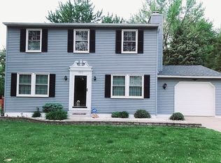 225 Mallard Rd, Perrysburg, OH 43551