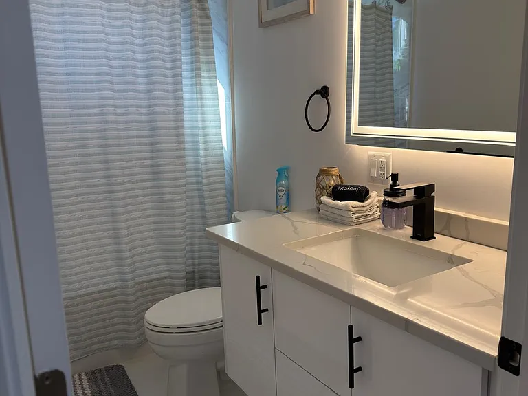 13 Essex St #3 — Photo 8