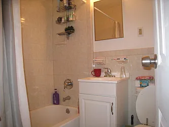 Rented by Alexiou Realty