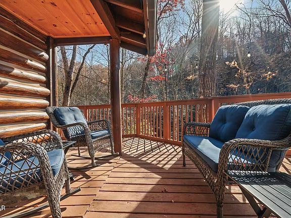 4th image of 3847 Warden Branch Ln