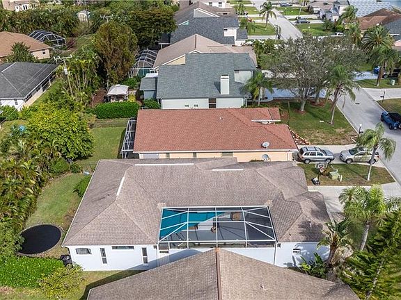 3rd image of 17970 Bermuda Dunes DR W