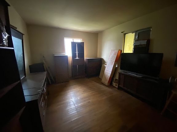 5th image of 1413 Norton Ave