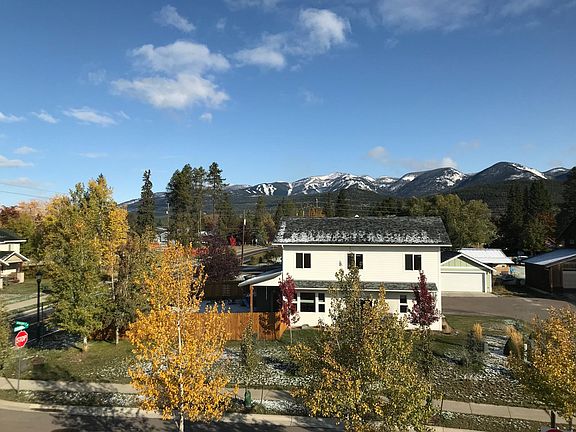 2nd image of 703 Aspen Grove St
