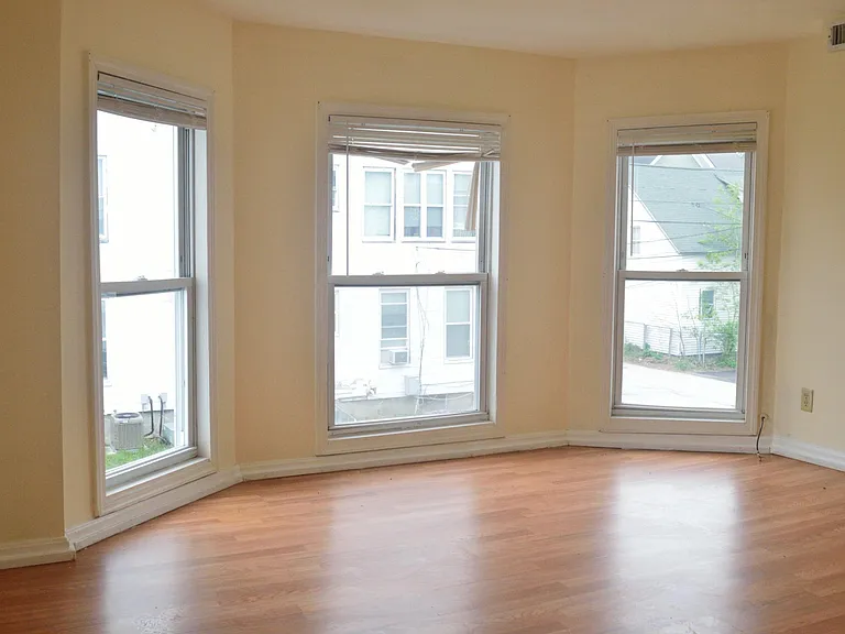 281 Merrimack St #3 — Photo 10