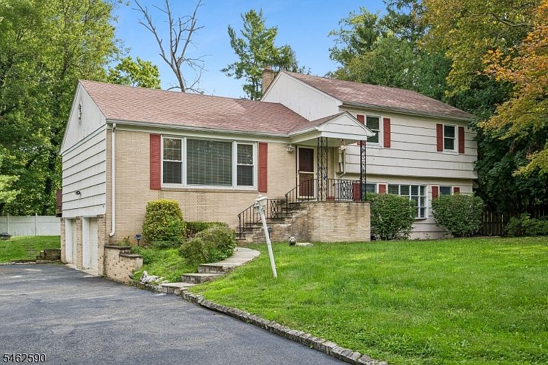 1st image of 23 Turtle Rd