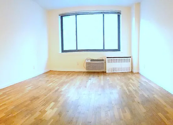 Rented by HOME RESIDENTIAL LLC | media 6