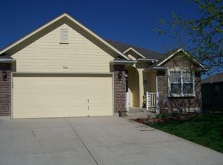 700 Lakeview Dr, Grain Valley, MO 64029