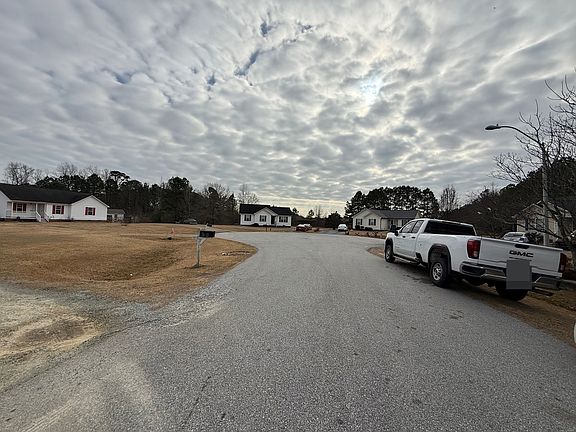 5th image of 107 Copper Stone St