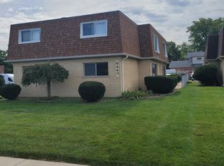 8443 W 79th St APT 1S, Justice, IL 60458