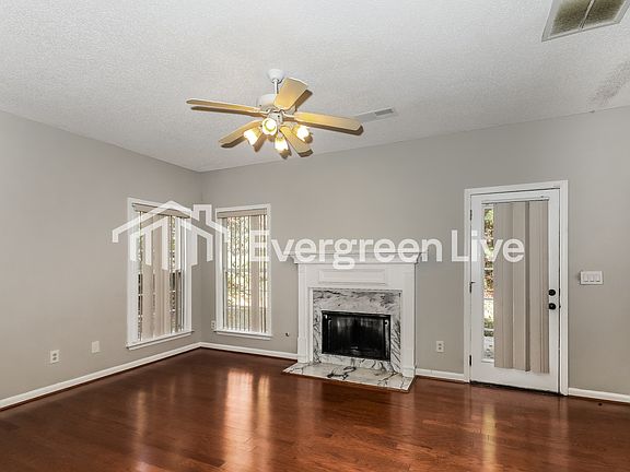 4th image of 185 Argonne Dr