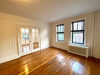 Rented by LRGNY Group, Inc.
